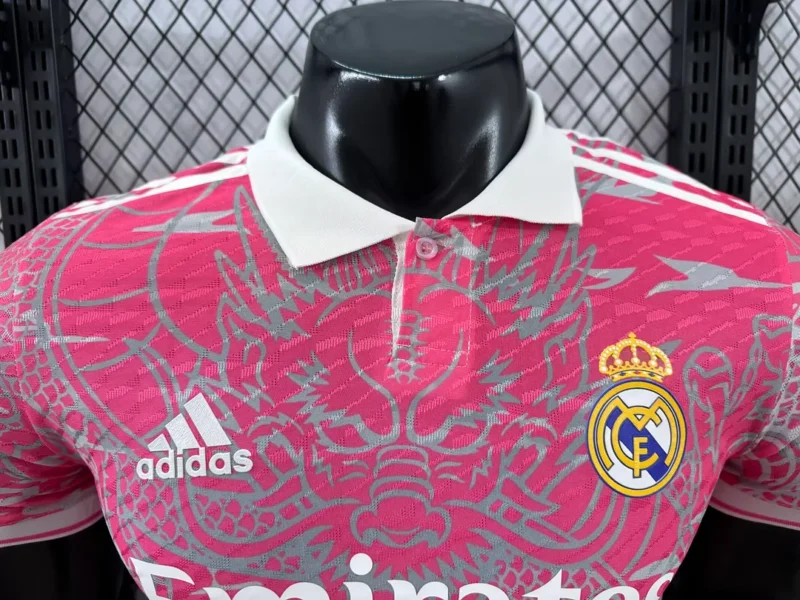 2025/2026 Player Version Real Madrid Special Edition Pink  Football Shirt1:1 Thai Quality - Image 3