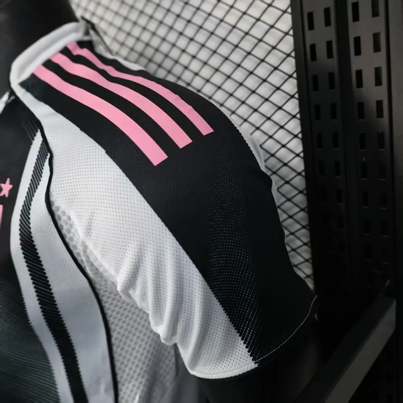 2025/2026 Player Version Juventus Home Football Shirt 1:1 Thai Quality - Image 7
