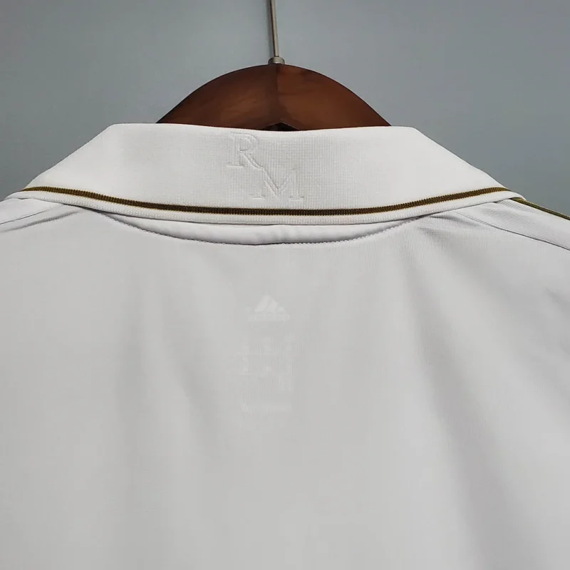 2011/2012 Retro Real Madrid Home - Image 8
