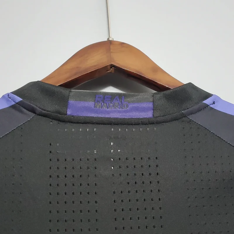 2016/2017 Retro Real Madrid Third Away - Image 7