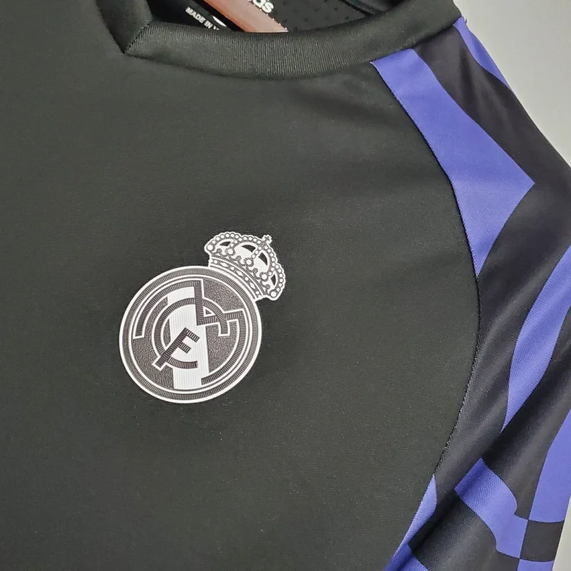 2016/2017 Retro Real Madrid Third Away - Image 5