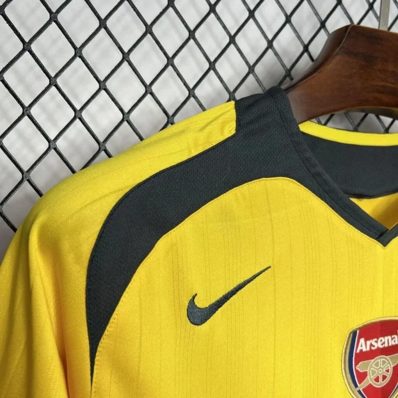 2005/2006 Retro Arsenal Away Football Shirt 1:1 Thai Quality - Image 4