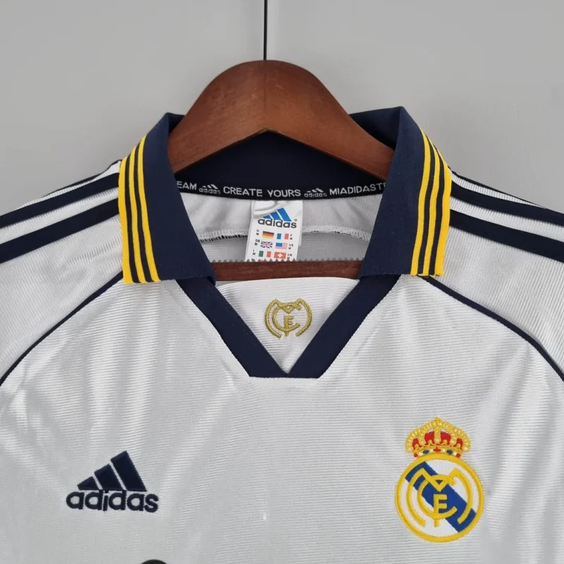 1998/2000 Retro Real Madrid Home - Image 3