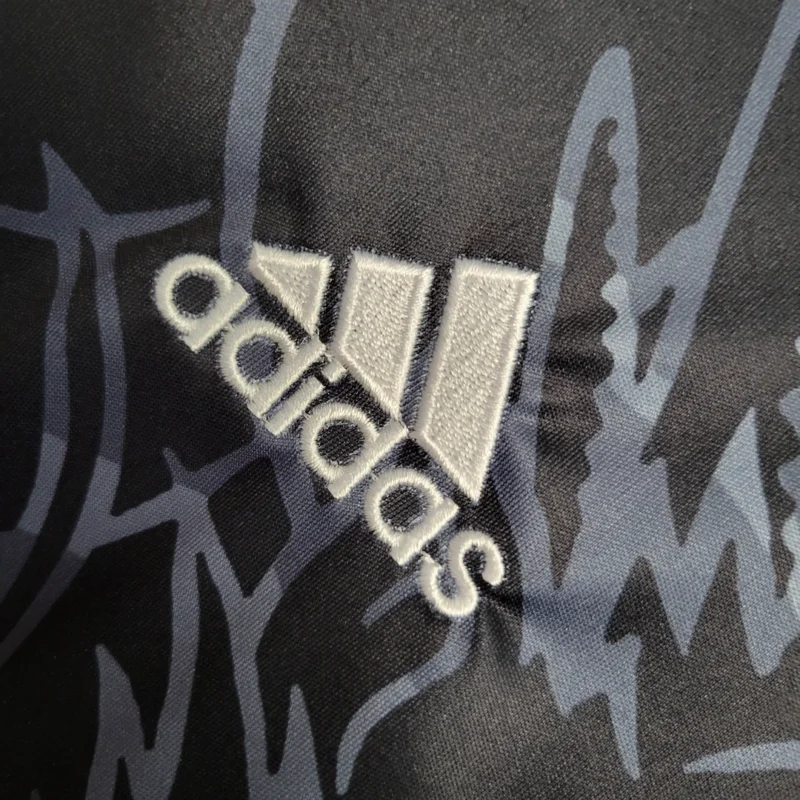 2023/2024 Real Madrid Chinese Dragon Black Football Shirt - Image 4