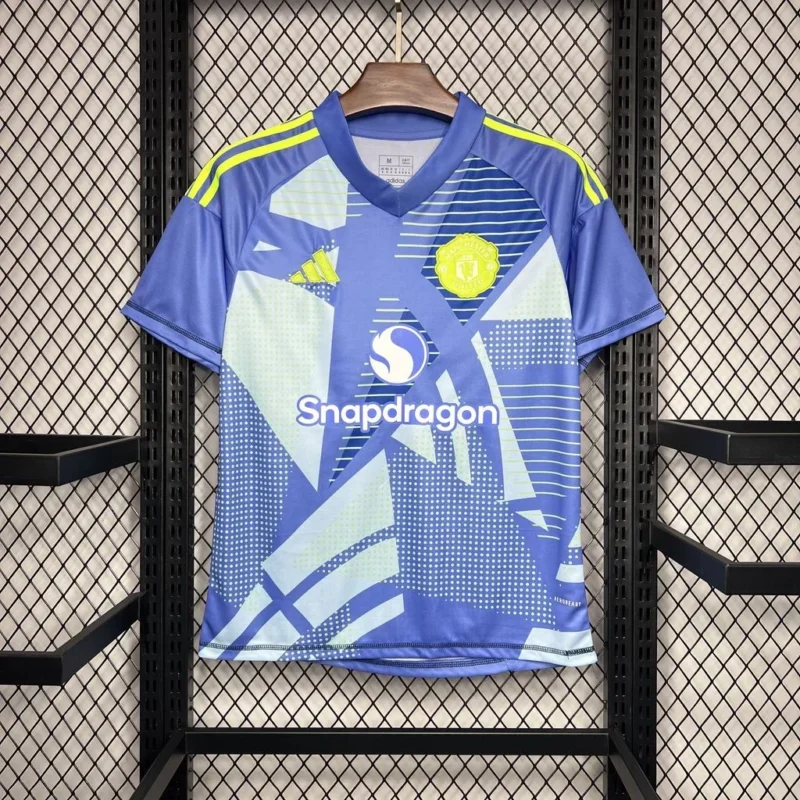 2024/2025 Manchester United Goalkeeper Football Shirt 1:1 Thai Quality