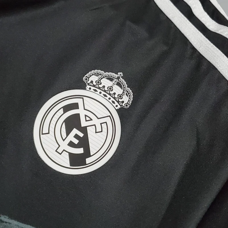 2014/2015 Retro Real Madrid Third Away - Image 5