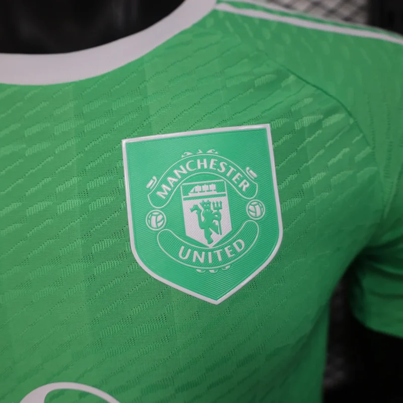 2025/2026 Player Version Manchester United Goalkeeper Green Football Shirt 1:1 Thai Quality - Image 6