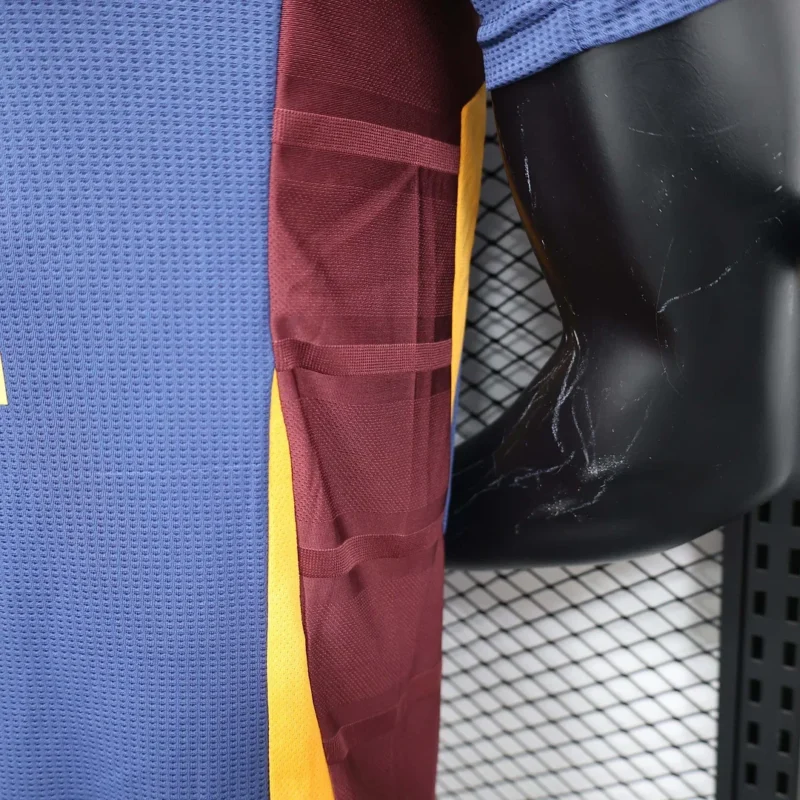 2024/2025 Player Version Roma Third Away Soccer Jersey 1:1 Thai Quality - Image 8