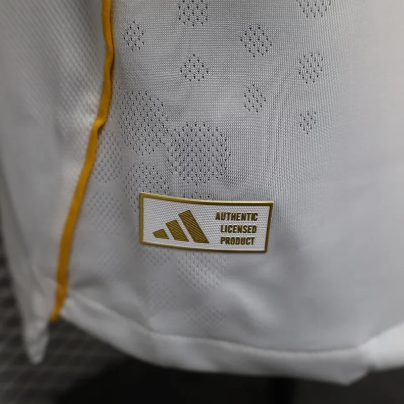 2025/2026 Player Version Real Madrid Home Football Shirt1:1 Thai Quality - Image 8