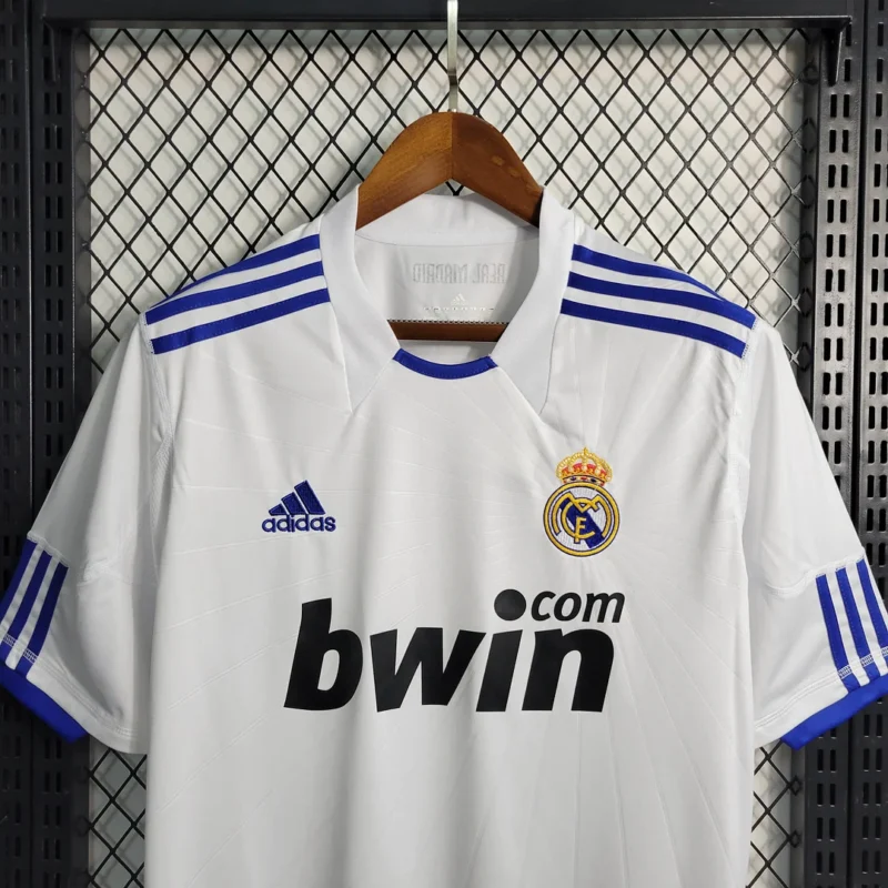 2010/2011 Retro Real Madrid Home Soccer Jersey 1:1 Thai Quality - Image 3