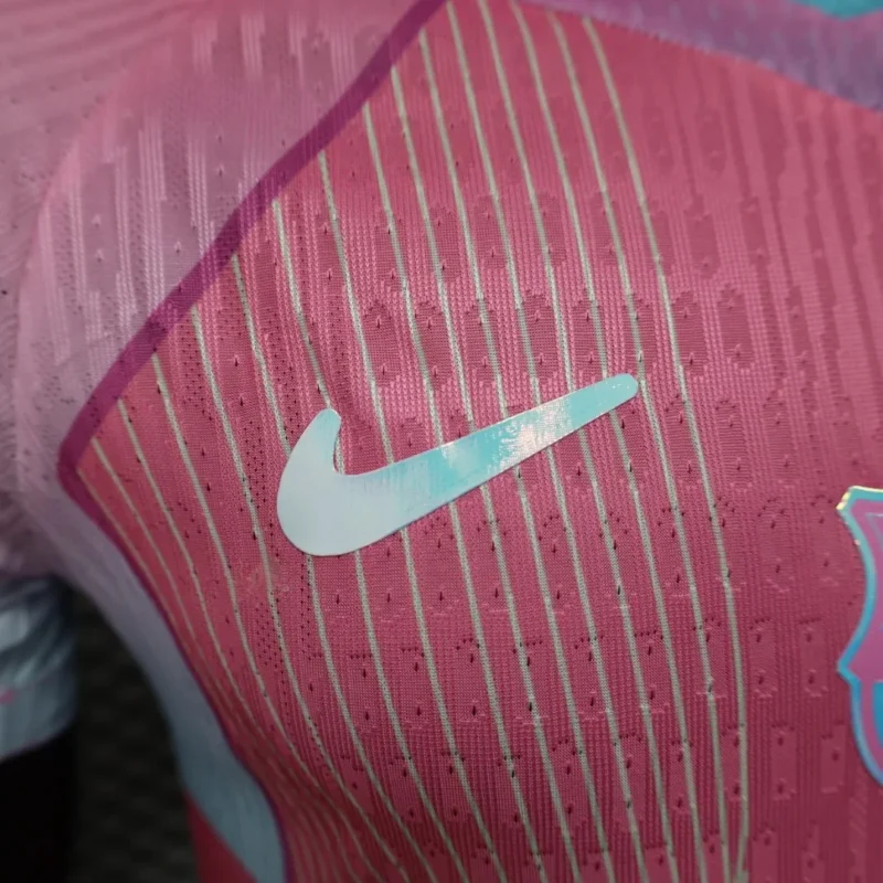 2025/2026 Player Version Barcelona Special Edition Pink Football Shirt 1:1 Thai Quality - Image 4