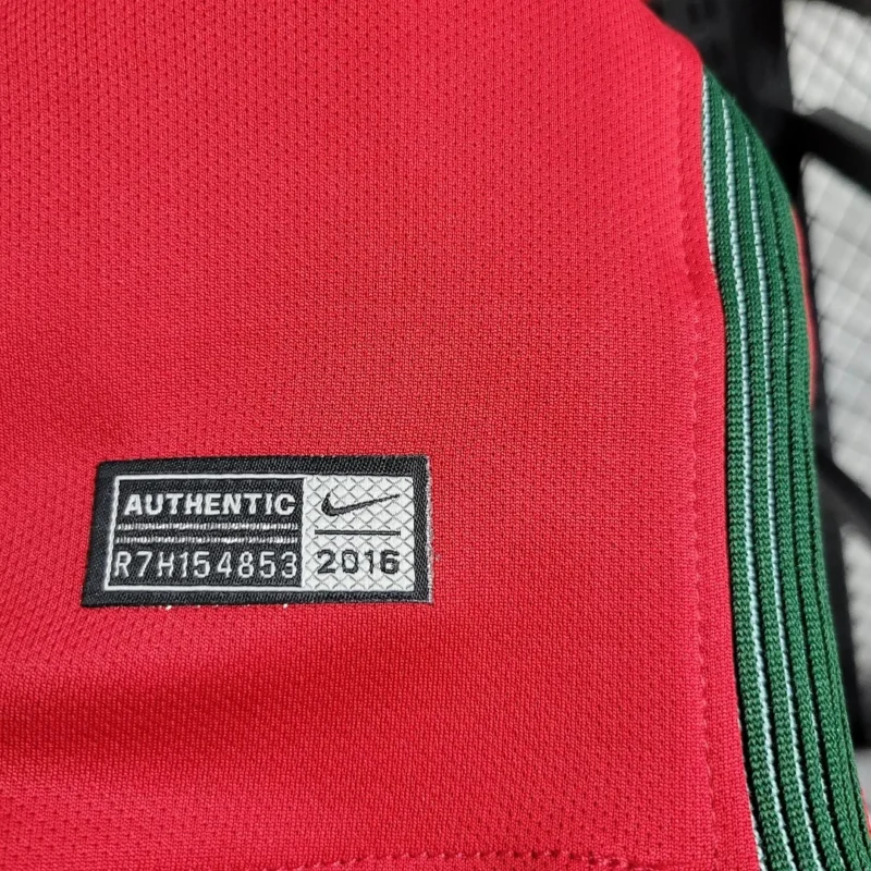 2016 Retro Portugal Home Football Shirt 1:1 Thai Quality - Image 9