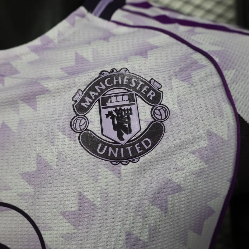 2025/2026 Player Version Manchester United Pecial Edition White Purple Football Shirt 1:1 Thai Quality - Image 5