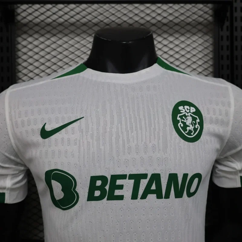 2024/2025 Player Version Sporting Lisbon Away Football Shirt 1:1 Thai Quality - Image 3
