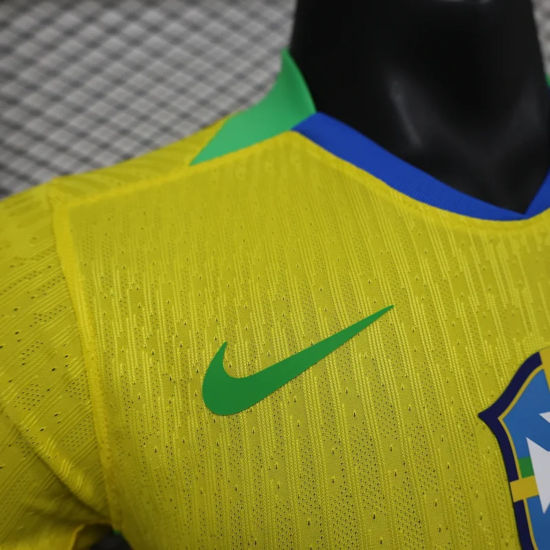 2025 Player Version Brazil Home Soccer Jersey 1:1 Thai Quality - Image 4