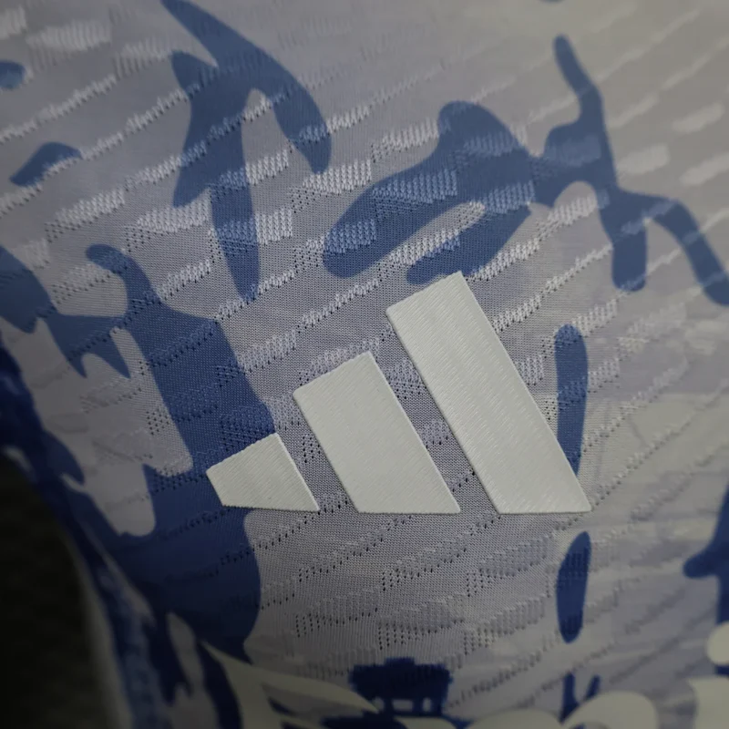 2025/2026 Player Version Real Madrid Special Edition Light Purple Football Shirt 1:1 Thai Quality - Image 4