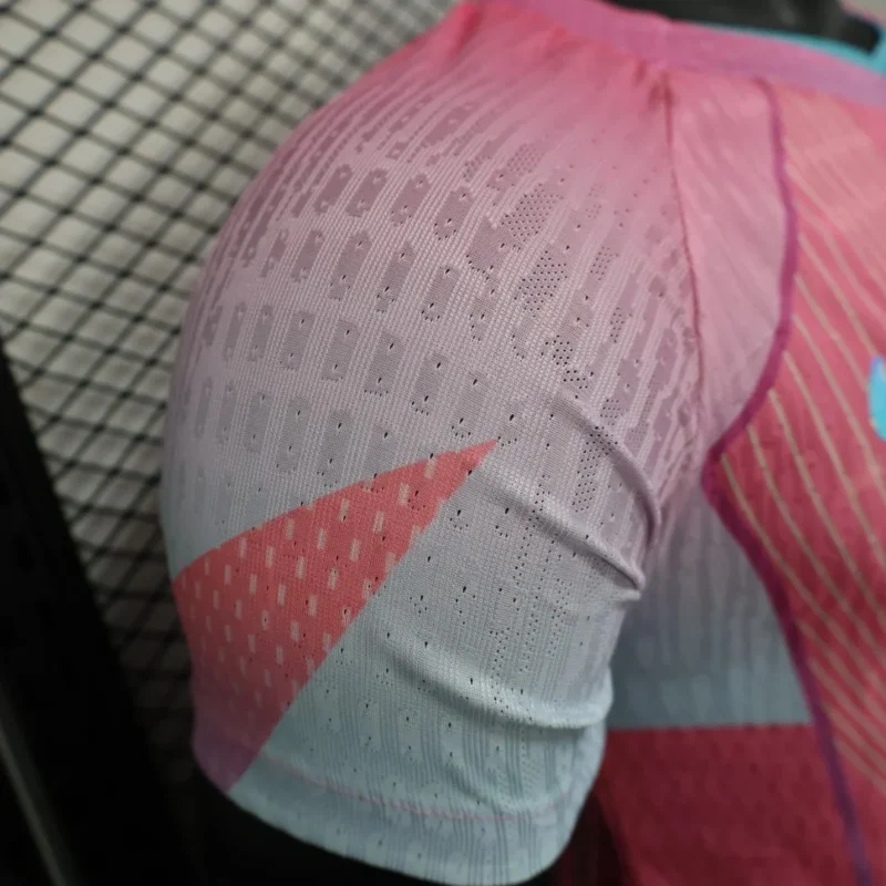 2025/2026 Player Version Barcelona Special Edition Pink Football Shirt 1:1 Thai Quality - Image 6