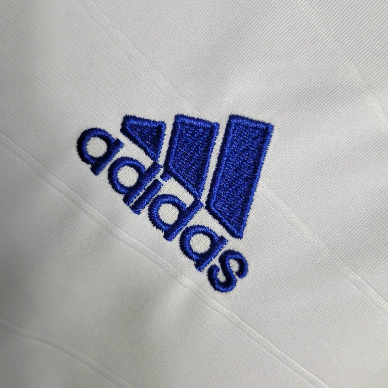 2010/2011 Retro Real Madrid Home Soccer Jersey 1:1 Thai Quality - Image 4
