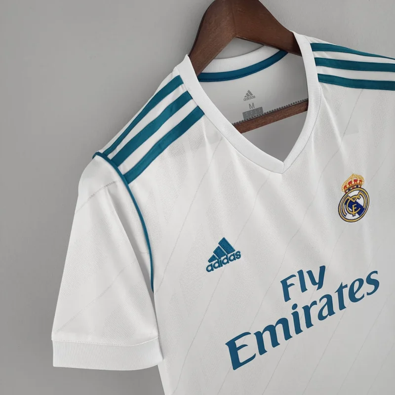 2017/2018 Retro Real Madrid Home - Image 6