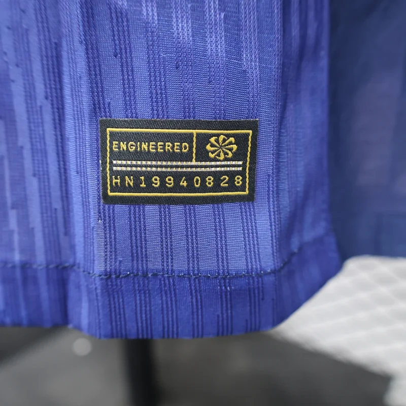 2024/2025 Player Version Long Sleeve Barcelona Home Football Shirt 1:1 Thai Quality - Image 11