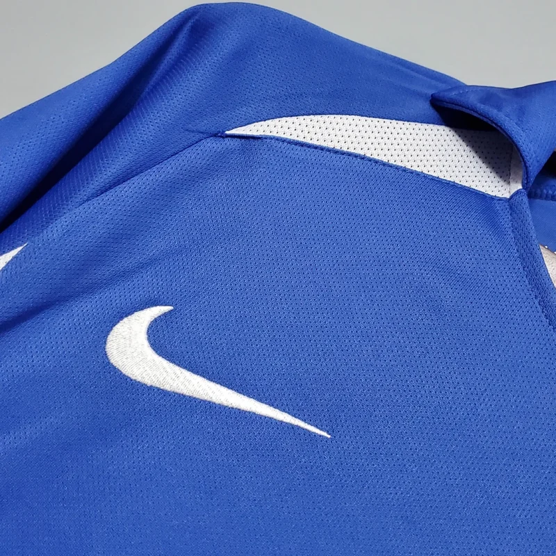 2002 Retro Brazil Away Soccer Jersey - Image 4