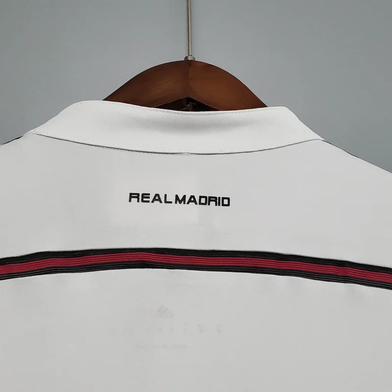 Retro Long Sleeve 2014/2015 Real Madrid Home - Image 7