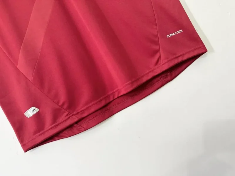 2010 Retro Spanish Home Football Shirt  1:1 Thai Quality - Image 9