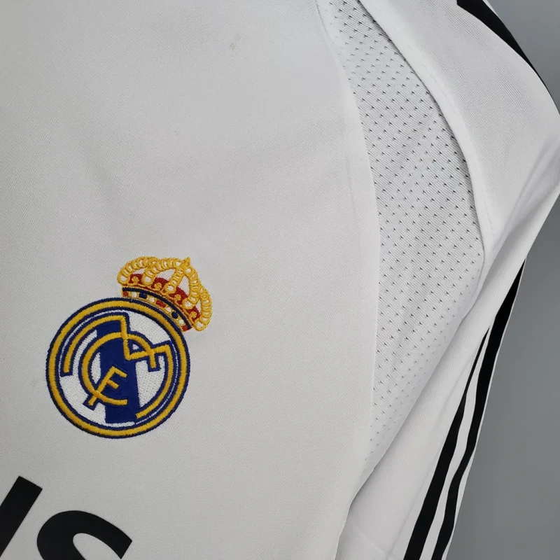 2005/2006 Retro Real Madrid Home Football Shirt 1:1 Thai Quality - Image 5
