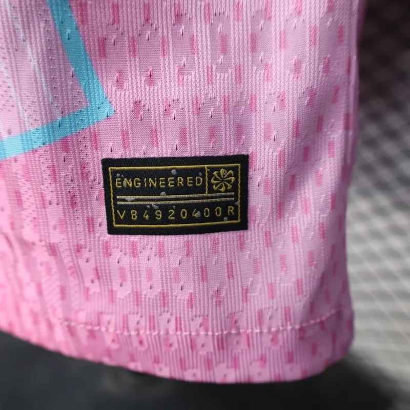 2025/2026 Player Version Barcelona Special Edition Pink Football Shirt 1:1 Thai Quality - Image 8