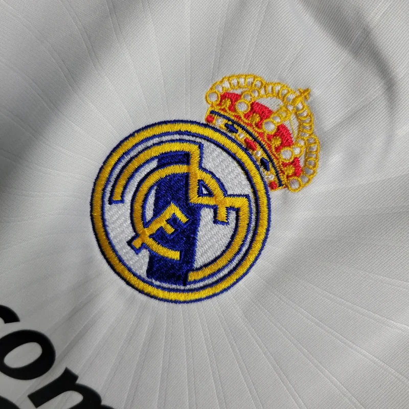 2010/2011 Retro Long Sleeve Real Madrid Home Soccer Jersey 1:1 Thai Quality - Image 5