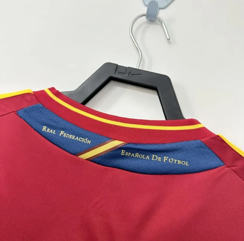 2010 Retro Spanish Home Football Shirt  1:1 Thai Quality - Image 4