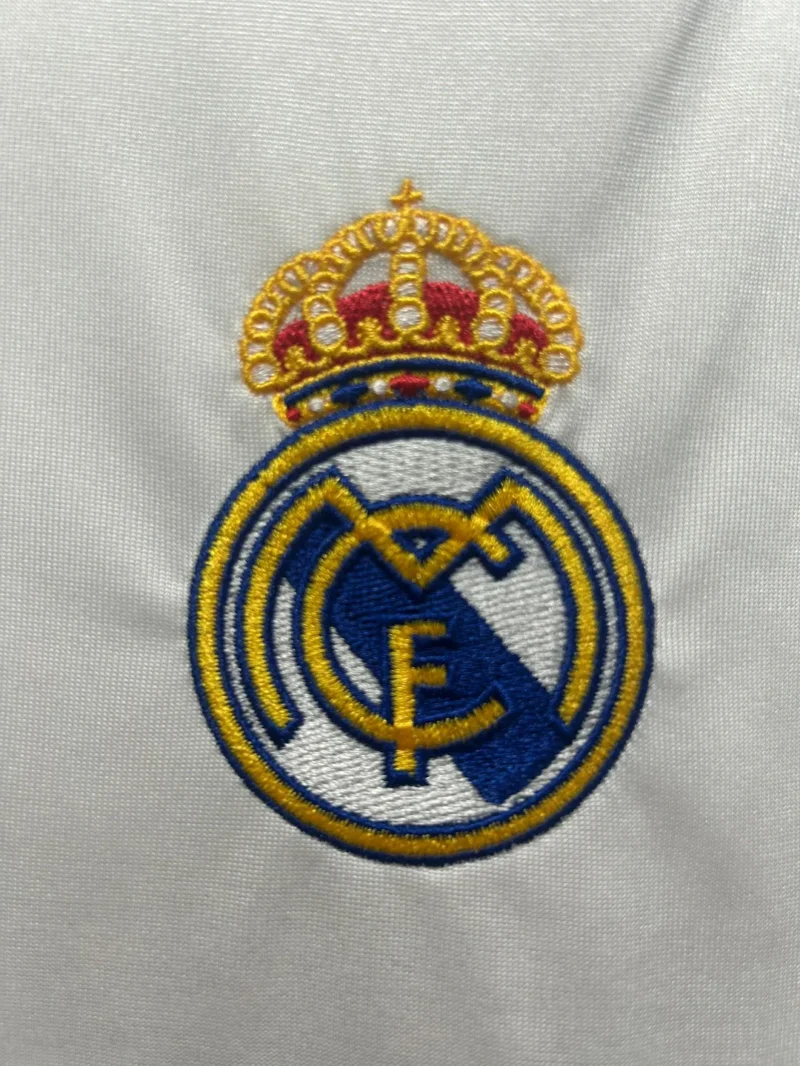 2009/2010 Retro Real Madrid Home Football Shirt 1:1 Thai Quality - Image 3